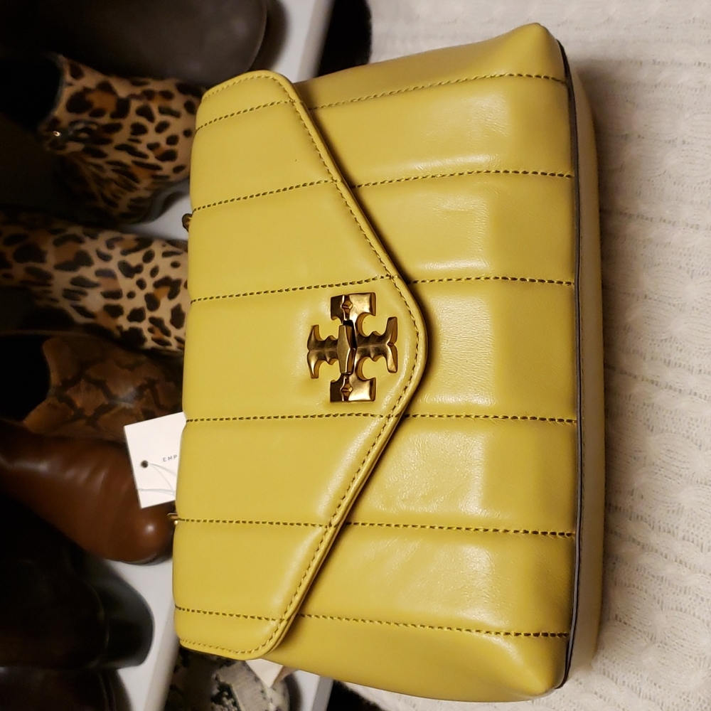 Tory Burch Kira Quilted Small Satchel - Picture 5 of 12